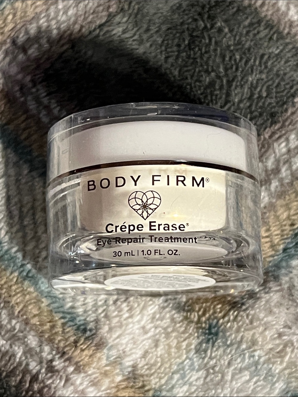Body Firm Crêpe Erase Eye Repair Treatment - White